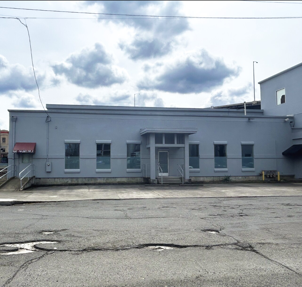 88 Washington, Portland, OR for lease Primary Photo- Image 1 of 8