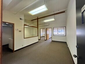 475 Gate Five Rd, Sausalito, CA for lease Building Photo- Image 2 of 3
