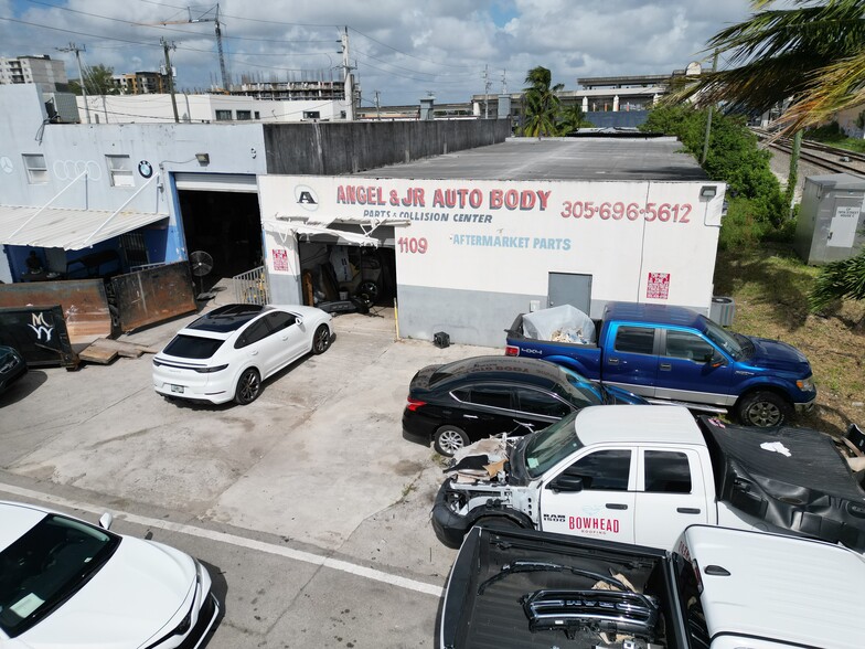 1109 E 23rd St, Hialeah, FL for sale - Building Photo - Image 1 of 3