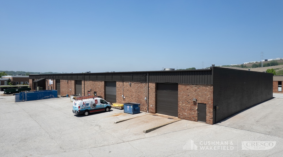 Sweet Valley Portfolio portfolio of 4 properties for sale on LoopNet.com - Building Photo - Image 2 of 13