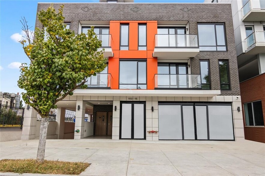 150-15 Barclay Ave, Flushing, NY for sale - Building Photo - Image 3 of 23