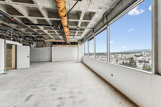 11645 Wilshire Blvd, Los Angeles, CA for lease Interior Photo- Image 2 of 3