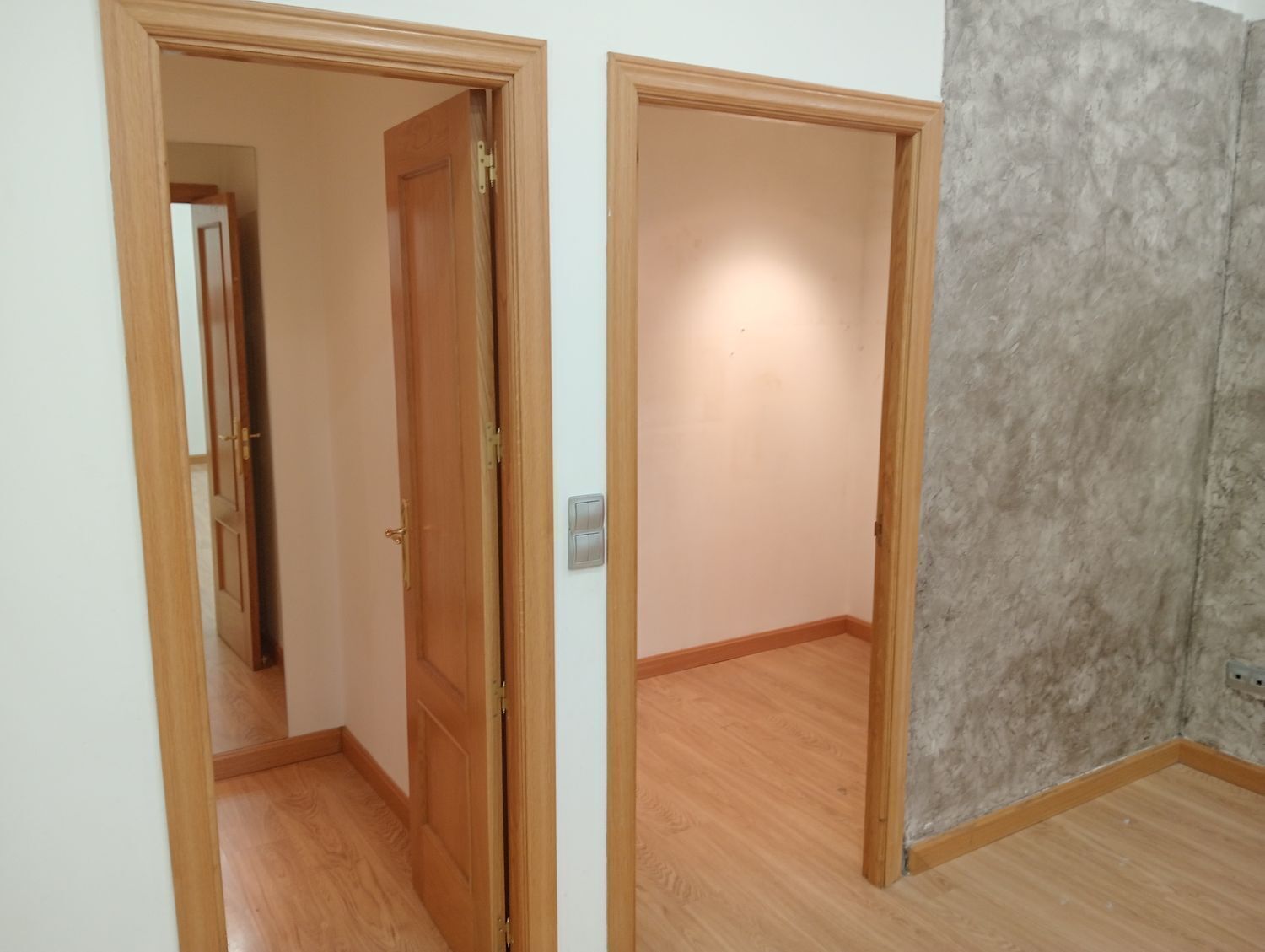 Retail in Laguna de Duero for sale Interior Photo- Image 1 of 14