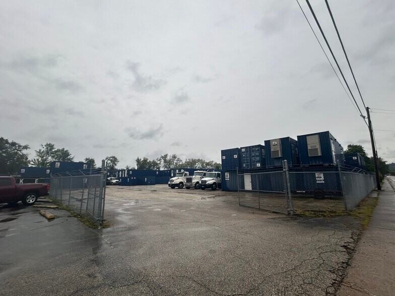 1804 N 2nd St, Ironton, OH for sale - Primary Photo - Image 1 of 6