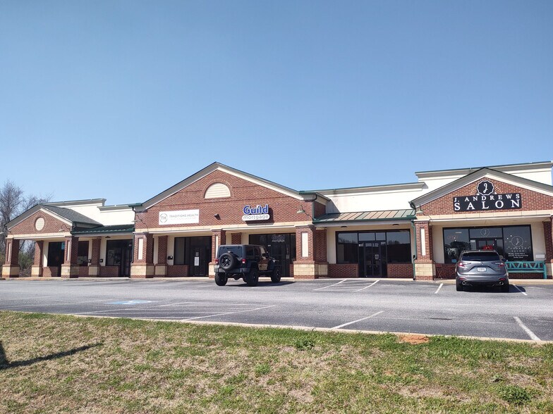500 Osigian Blvd, Warner Robins, GA for sale - Building Photo - Image 1 of 1