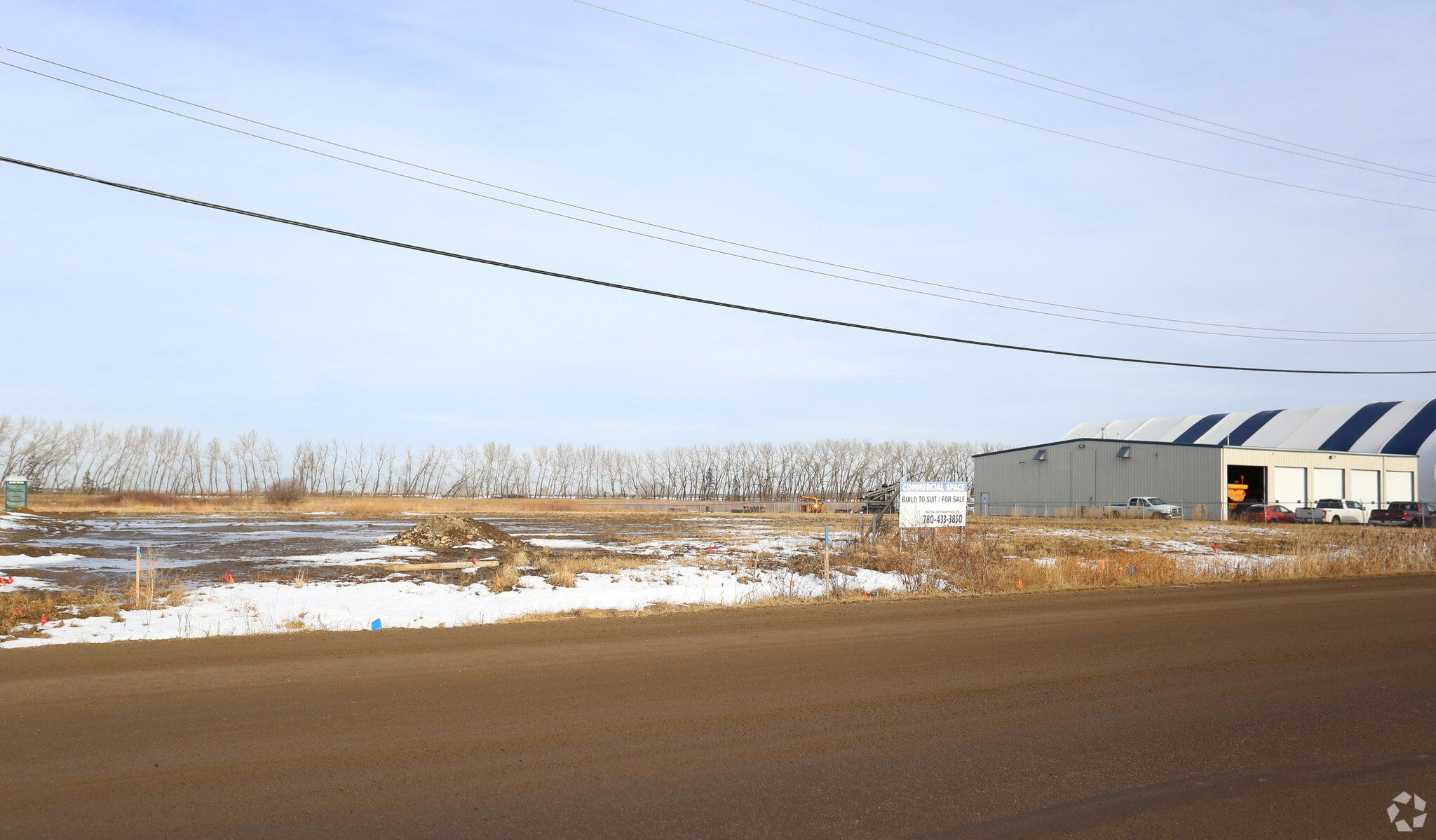 3710 53 Ave, Lacombe, AB for sale Primary Photo- Image 1 of 1
