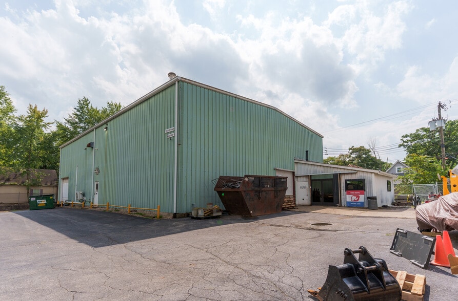 722 Ketcham St, Indianapolis, IN for sale - Building Photo - Image 2 of 34