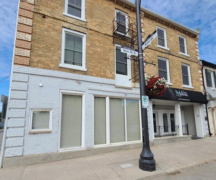 441 Main St S, Exeter, ON for sale - Primary Photo - Image 1 of 1