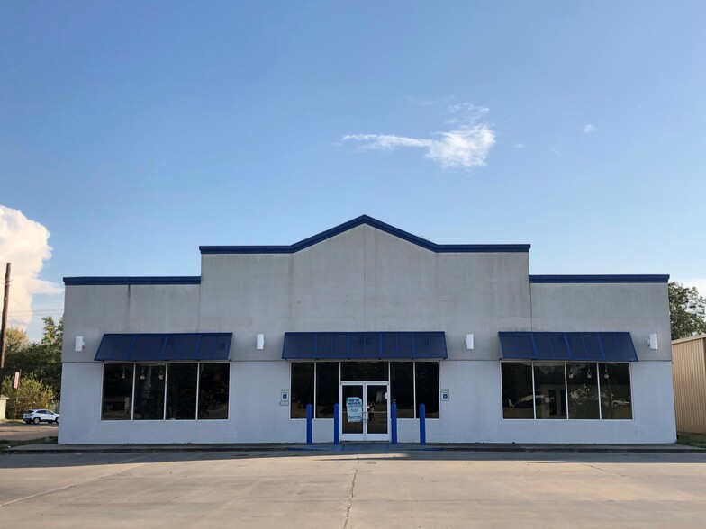 401 W Michigan St, Stuttgart, AR for lease - Building Photo - Image 1 of 3