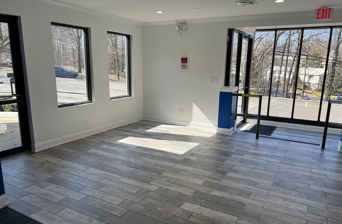 66 Grove St, Ridgefield, CT for lease Interior Photo- Image 1 of 13