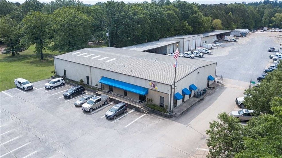 124 Baker Ln, Brandon, MS for sale - Primary Photo - Image 1 of 1