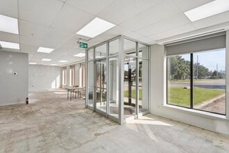 5309 Maingate Dr, Mississauga, ON for lease Interior Photo- Image 1 of 6