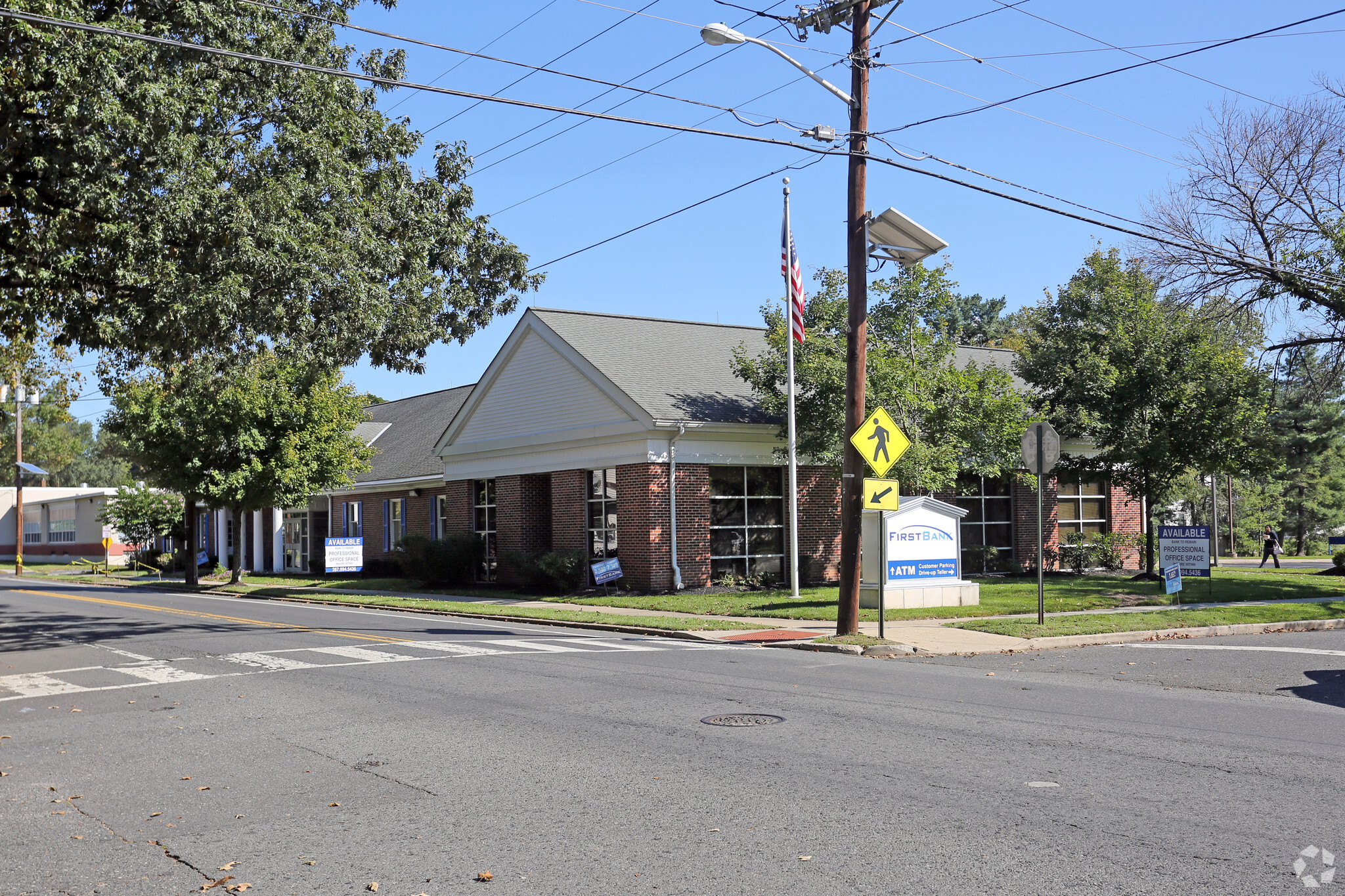 615 Burlington Ave, Delanco, NJ for lease Primary Photo- Image 1 of 2