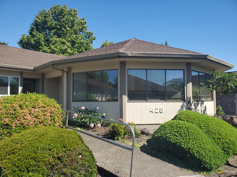 428 Villa Rd, Newberg, OR for lease - Building Photo - Image 1 of 14