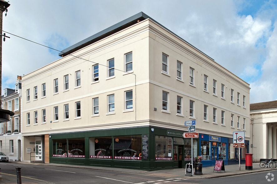 East St, Chichester for lease - Primary Photo - Image 1 of 4