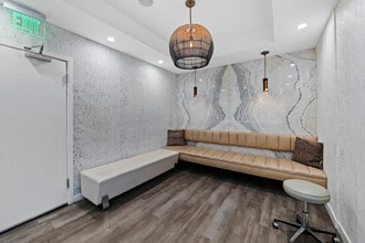 436 N Roxbury Dr, Beverly Hills, CA for lease Building Photo- Image 1 of 10