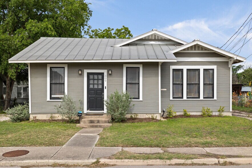309 N Hackberry St, San Antonio, TX 78202