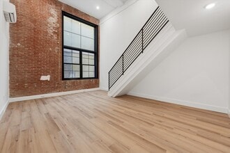 538 Federal St, Philadelphia, PA for lease Interior Photo- Image 1 of 5