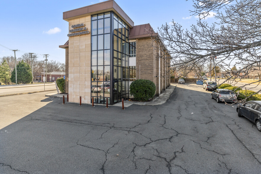 7210 Old Keene Mill Rd, Springfield, VA for lease - Building Photo - Image 3 of 47