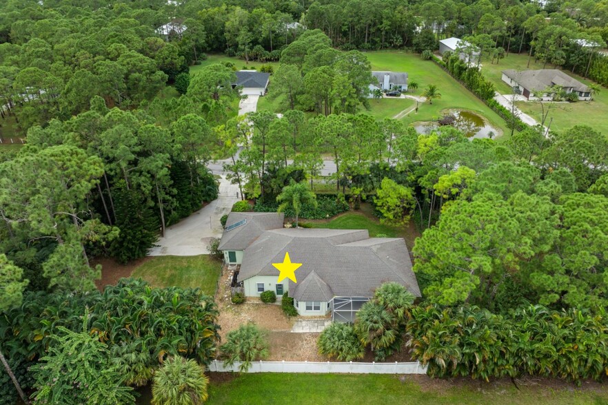 15784 Alexander Run, Jupiter, FL for sale - Primary Photo - Image 1 of 44