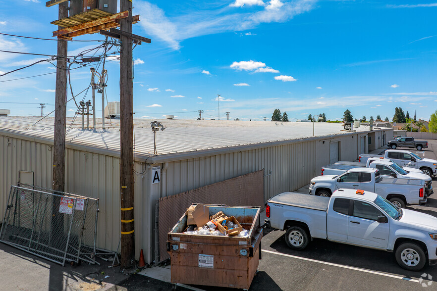 100 Atkinson St, Roseville, CA for lease - Building Photo - Image 2 of 6