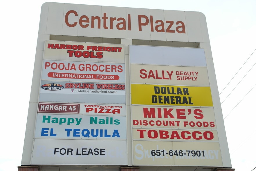 755-925 NE 45th Ave, Minneapolis, MN for lease - Building Photo - Image 3 of 12