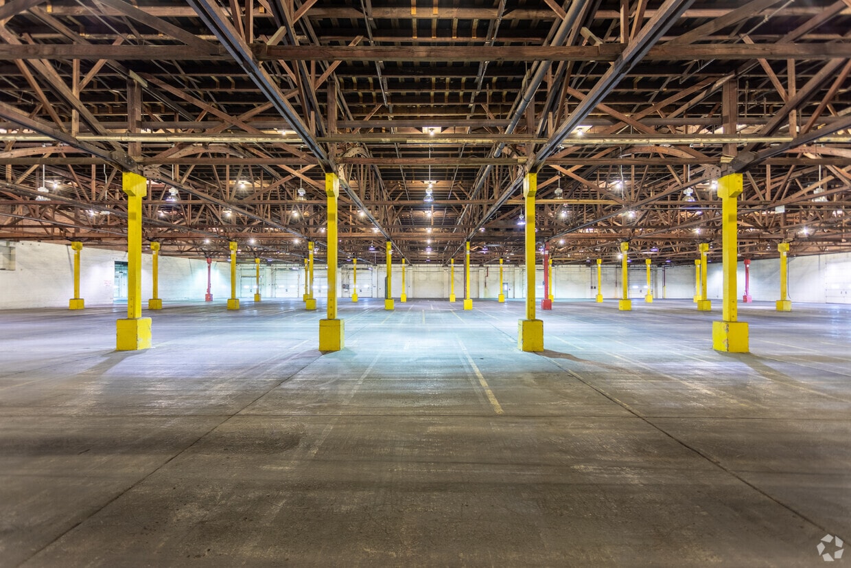 18 Allison Dr, Shelby, OH for lease Interior Photo- Image 1 of 1