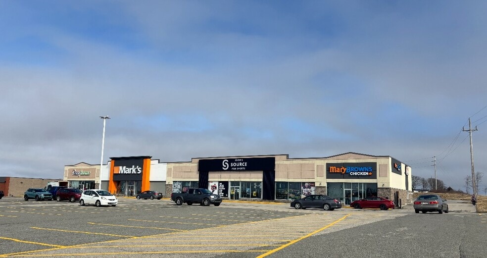 76 Starrs Rd, Yarmouth, NS for lease - Building Photo - Image 2 of 10