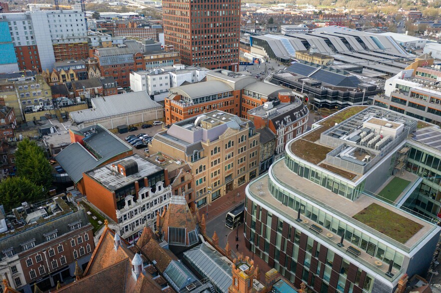 33 Blagrave St, Reading for lease - Building Photo - Image 3 of 23