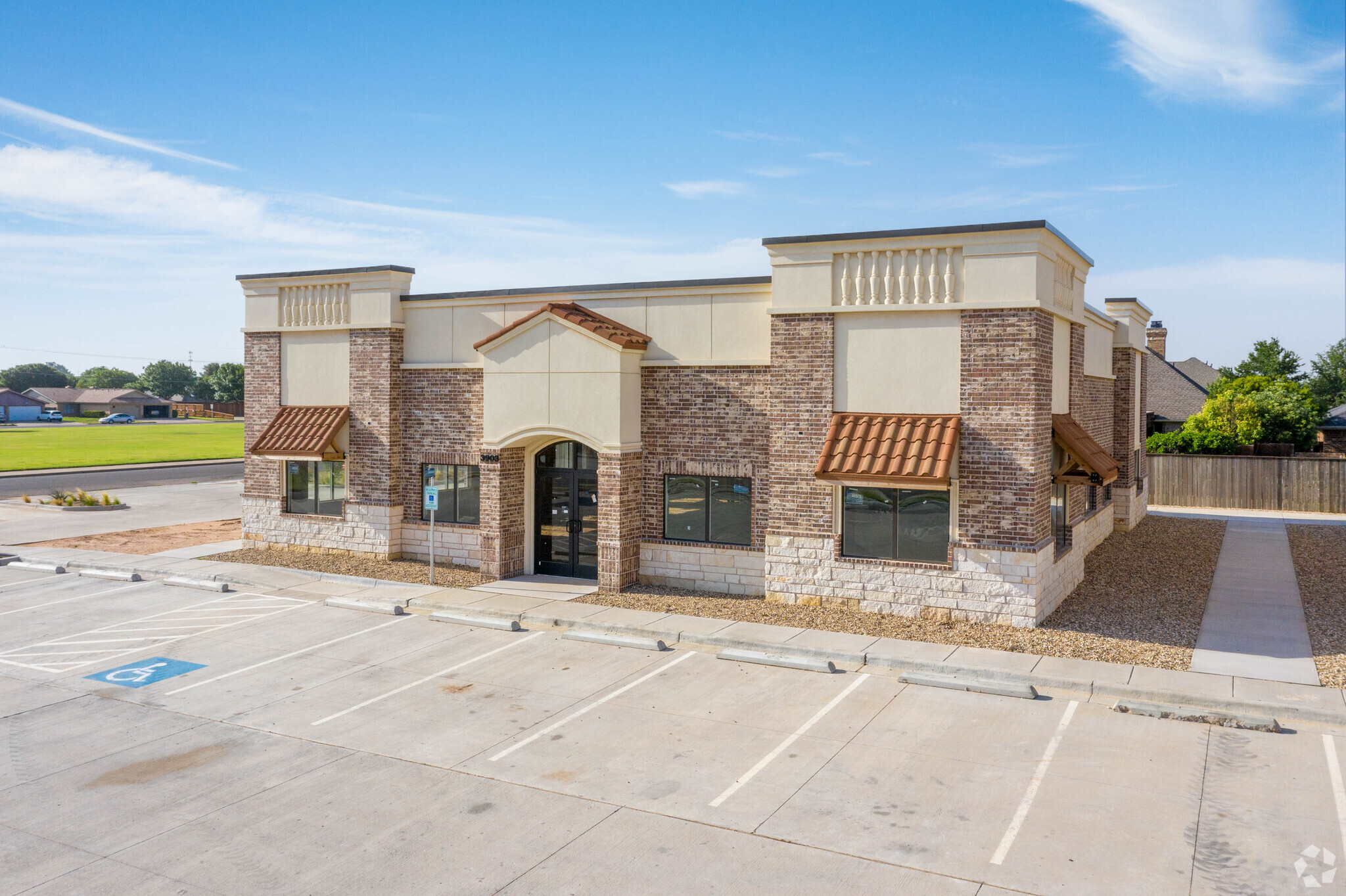 3903 98th St, Lubbock, TX for lease Primary Photo- Image 1 of 10