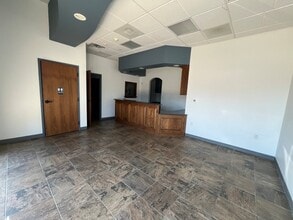 5033 Troup Hwy, Tyler, TX for lease Interior Photo- Image 2 of 5