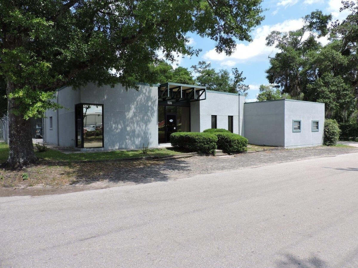 2907 Spring Glen Rd, Jacksonville, FL 32207