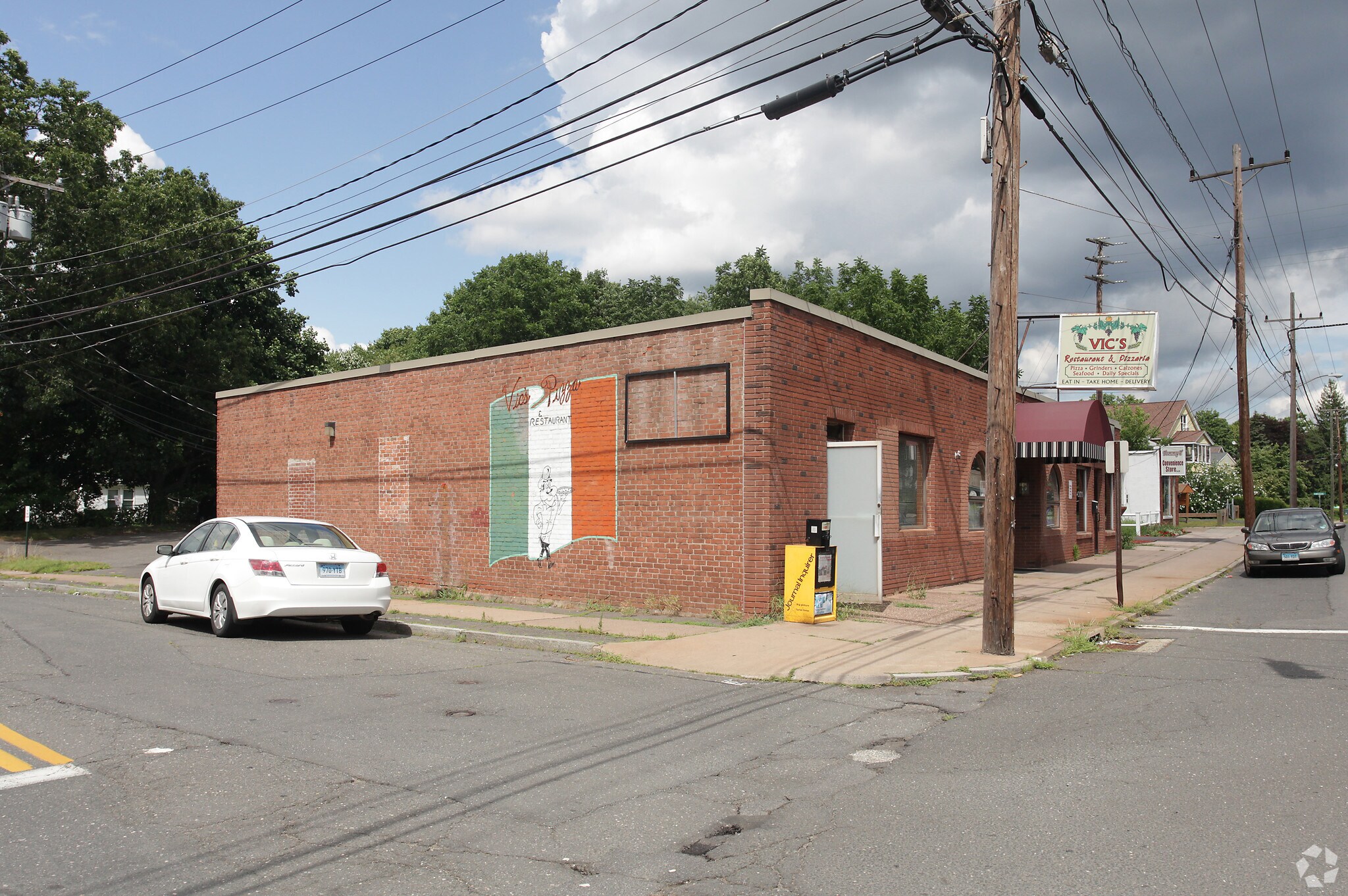 143 Middle Tpke W, Manchester, CT for sale Primary Photo- Image 1 of 1