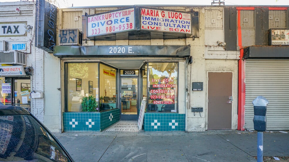 2118 E Cesar E Chavez Ave, Los Angeles, CA for lease - Building Photo - Image 3 of 7