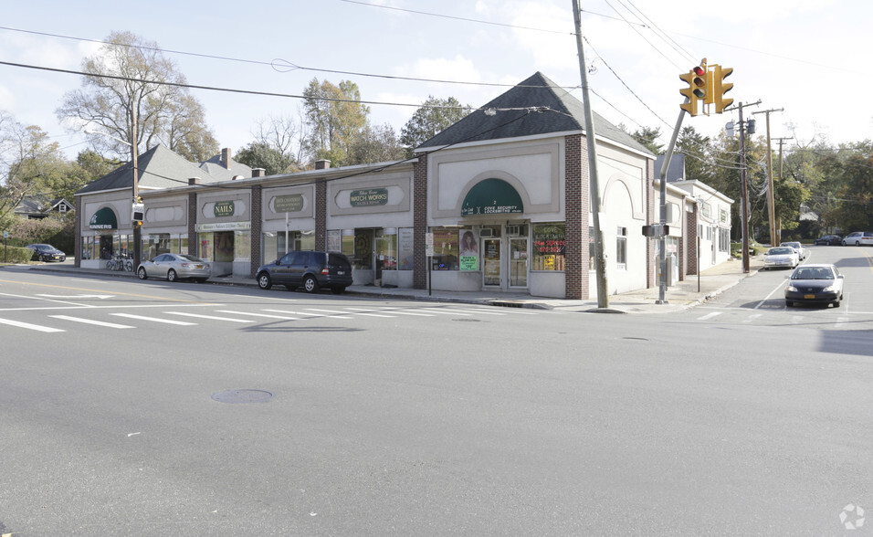 2-8 Forest Ave, Glen Cove, NY for sale - Primary Photo - Image 1 of 1