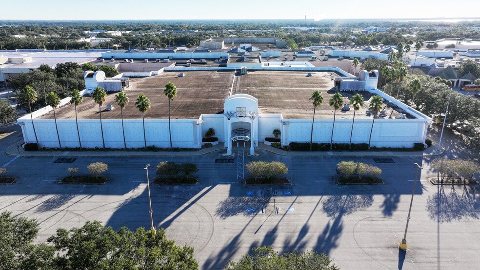 3520 US Highway 98 N, Lakeland, FL for lease - Building Photo - Image 2 of 12