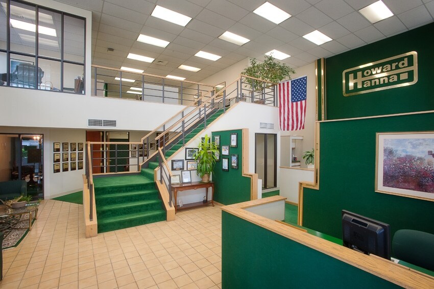 180 Fort Couch Rd, Pittsburgh, PA 15241 Fort Couch Tower