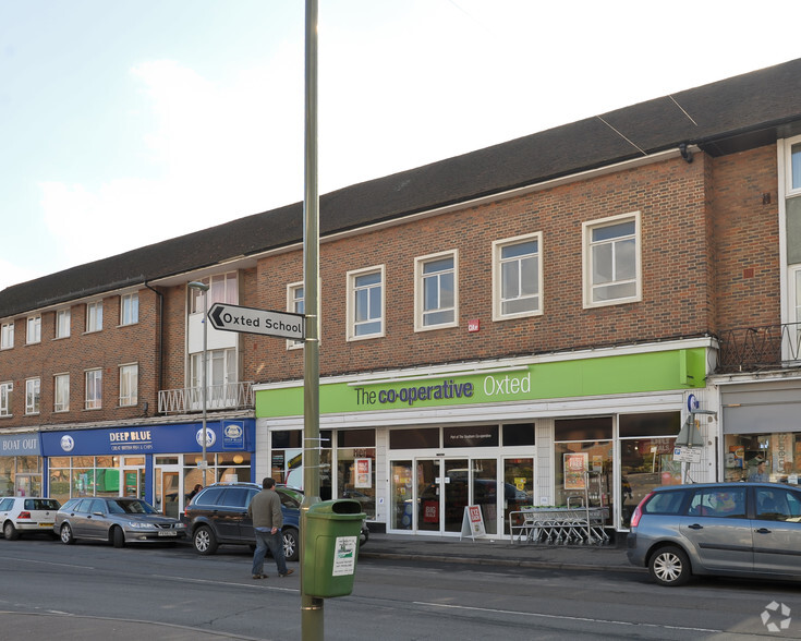 13-21 Station Rd, Oxted for lease - Primary Photo - Image 1 of 3