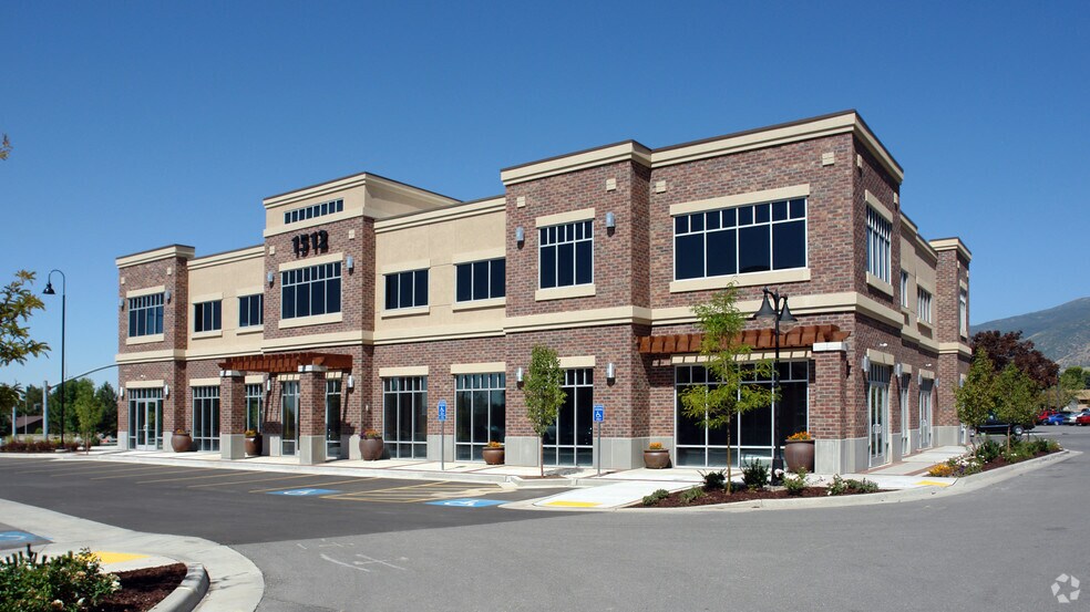 1560 Renaissance Towne Dr, Bountiful, UT for lease - Building Photo - Image 2 of 3
