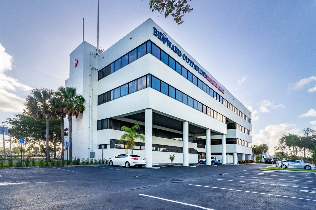 150 SW 12th Ave, Pompano Beach, FL for sale Building Photo- Image 1 of 1