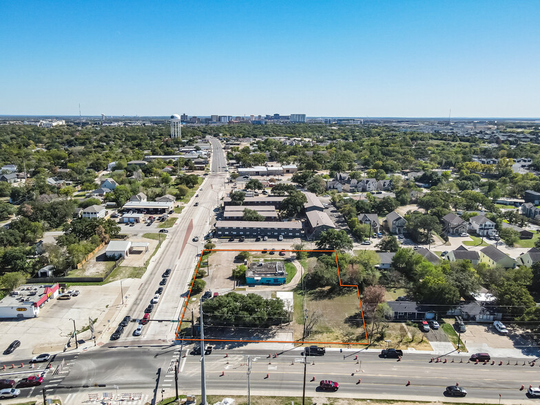 3204 S College Ave, Bryan, TX for sale - Building Photo - Image 3 of 3