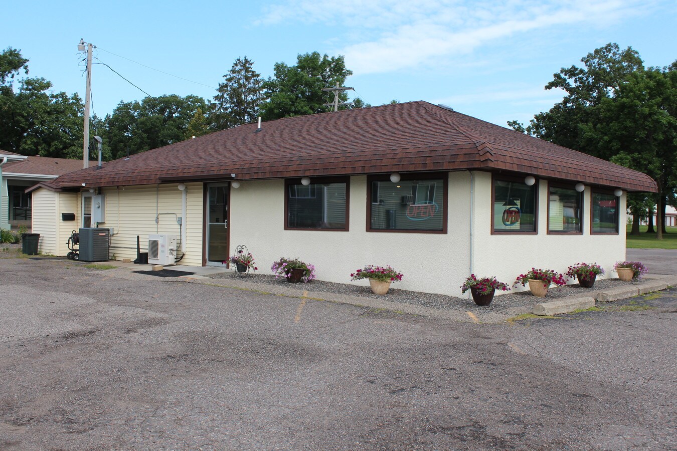 870 Central Ave N Milaca Mn 56353 Restaurant Property For Img 9854