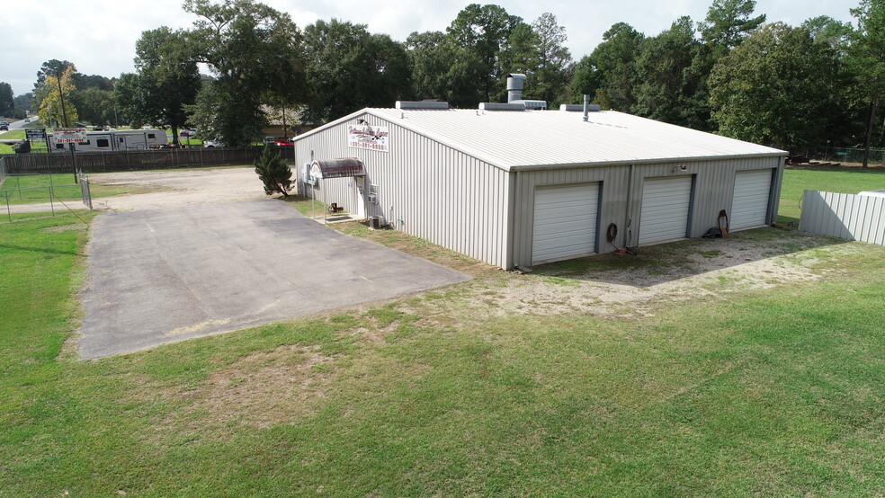 30737 Huffman Cleveland Rd, Huffman, TX for lease - Building Photo - Image 2 of 29