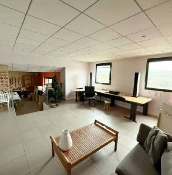 205 Rue De Montepy, Fleurieux-sur-l'Arbresle for lease - Building Photo - Image 3 of 7