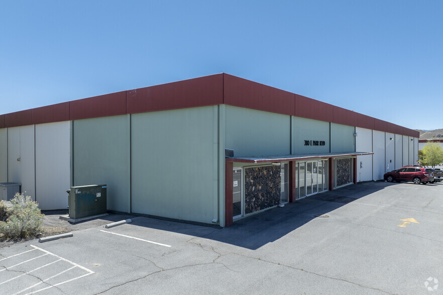 380 Parr Blvd, Reno, NV for lease - Building Photo - Image 2 of 6