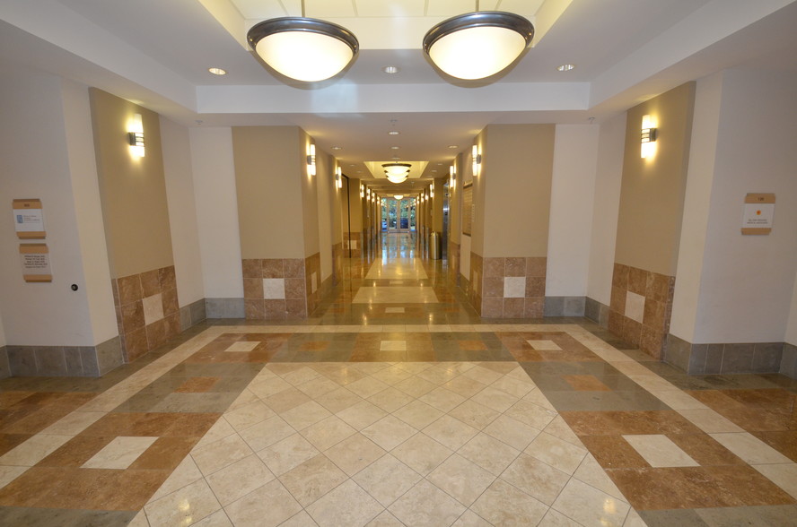 15785 Laguna Canyon Rd, Irvine, CA for lease - Lobby - Image 2 of 9