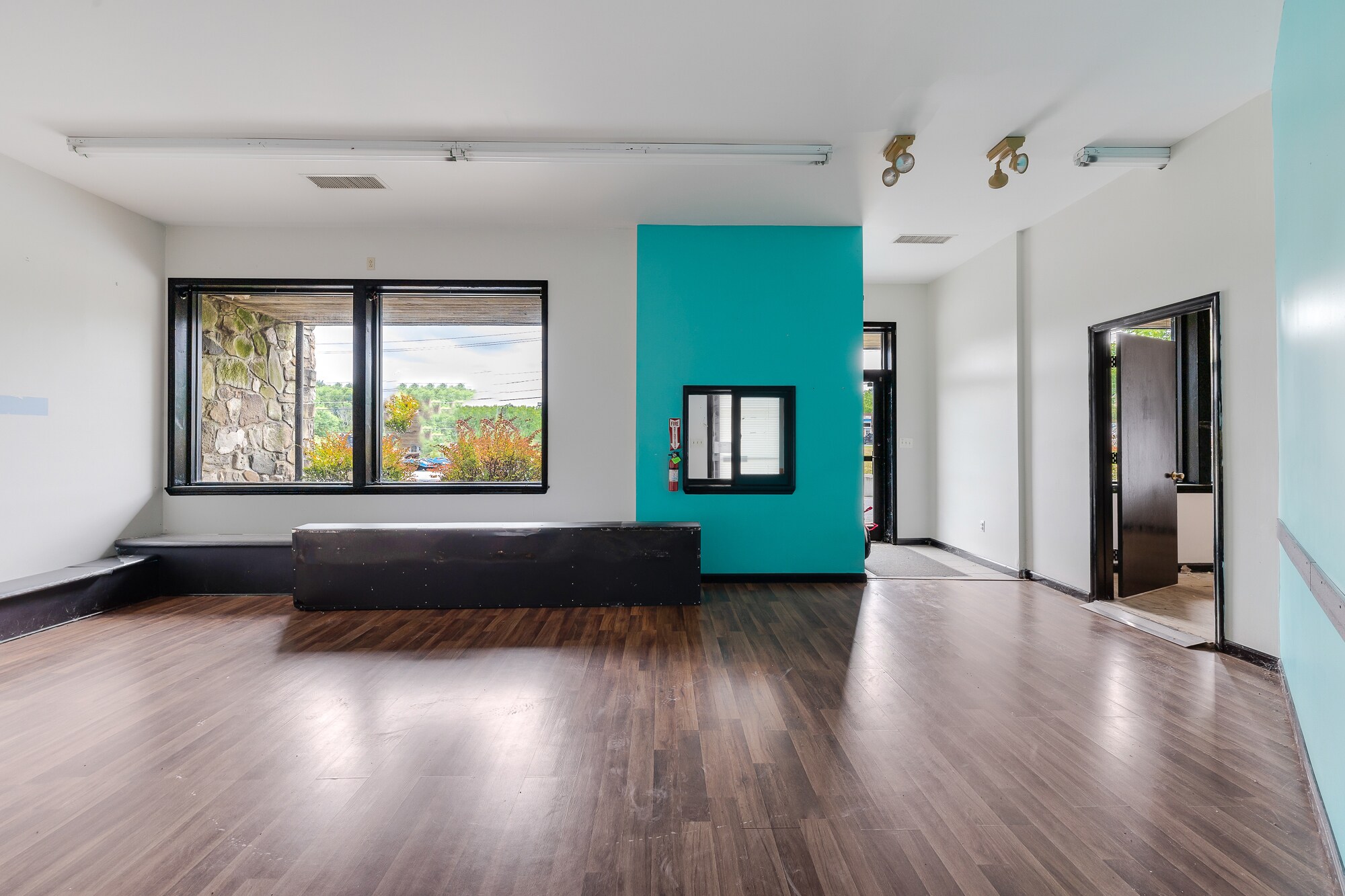 2877 Route 94, Washingtonville, NY for lease Interior Photo- Image 1 of 11