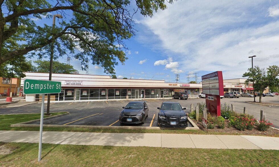 1700-1776 W Algonquin Rd Shopping Center portfolio of 2 properties for sale on LoopNet.com - Primary Photo - Image 1 of 2