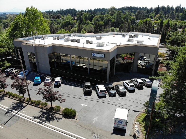 9570 SW Barbur Blvd, Portland, OR for lease - Building Photo - Image 1 of 9