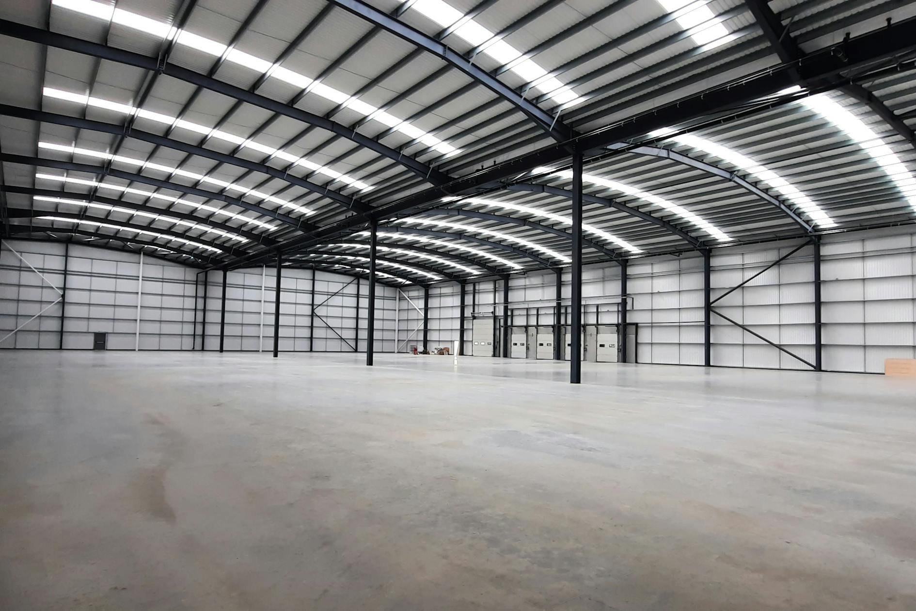 Crockfold Ln, Basingstoke for lease Interior Photo- Image 1 of 2